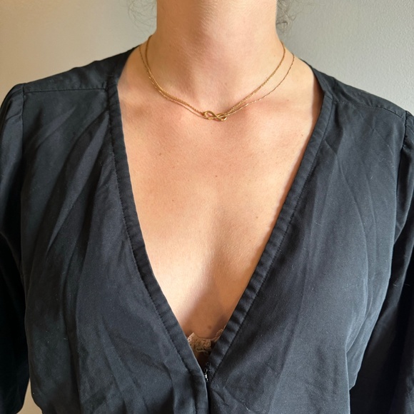 Abercromie & Fitch Cropped Long Sleeve Blouse - Picture 4 of 9